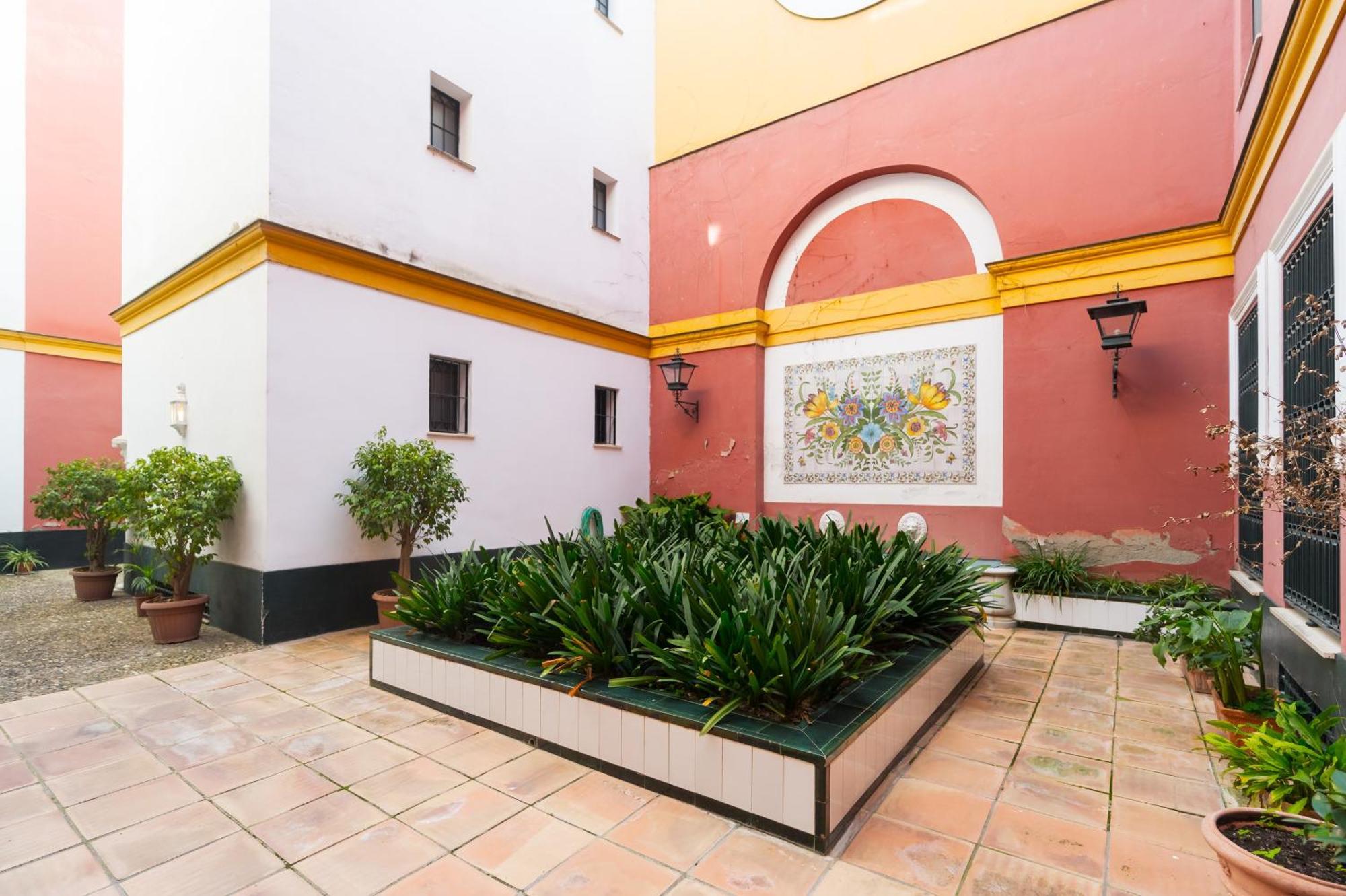 סביליה Wide With Terrace & Parking- 3Bd 2Bth- Alfalfa מראה חיצוני תמונה