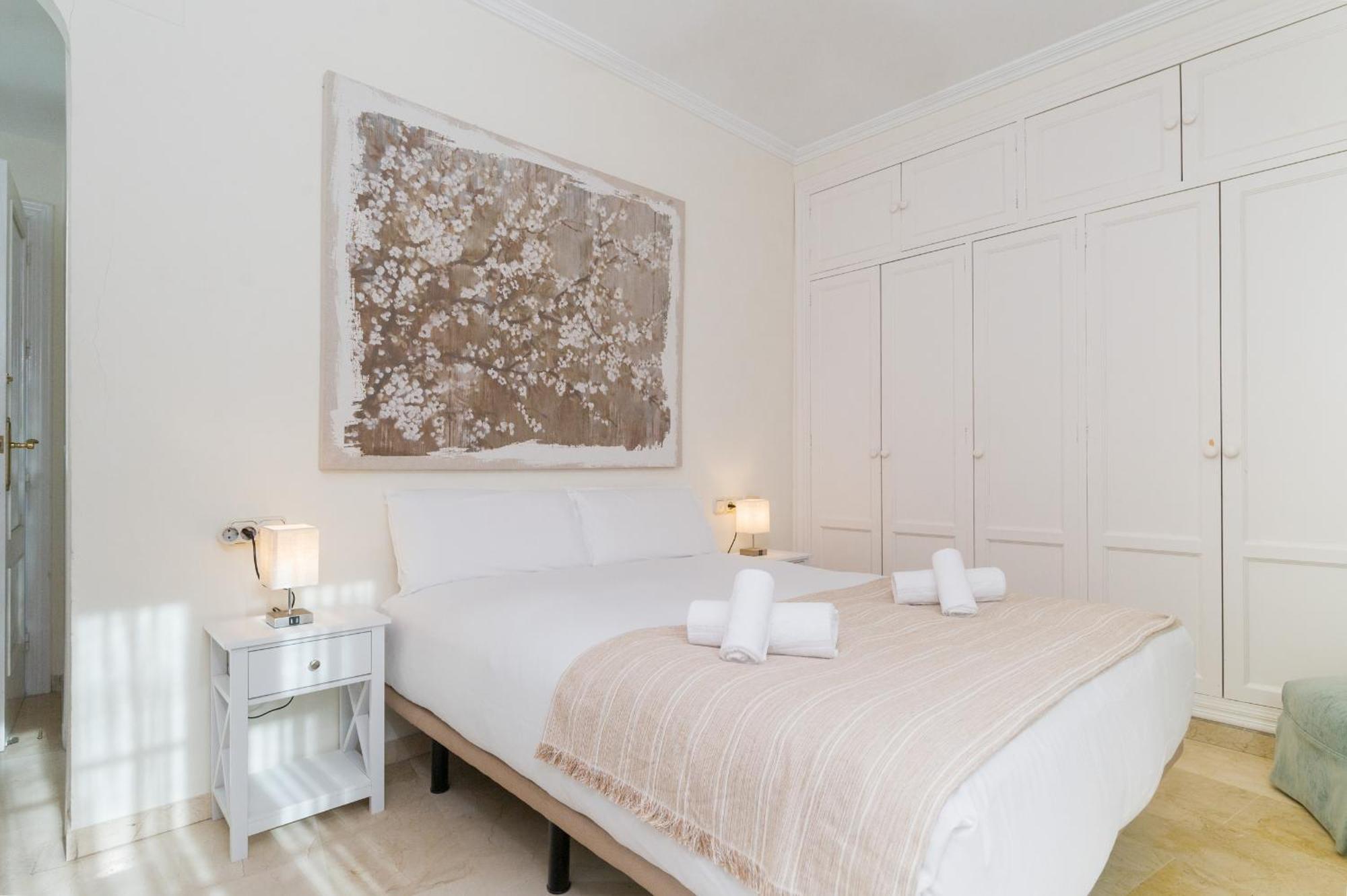 סביליה Wide With Terrace & Parking- 3Bd 2Bth- Alfalfa מראה חיצוני תמונה
