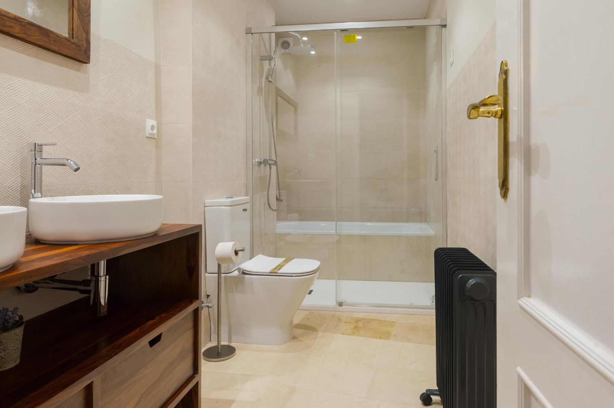 סביליה Wide With Terrace & Parking- 3Bd 2Bth- Alfalfa מראה חיצוני תמונה