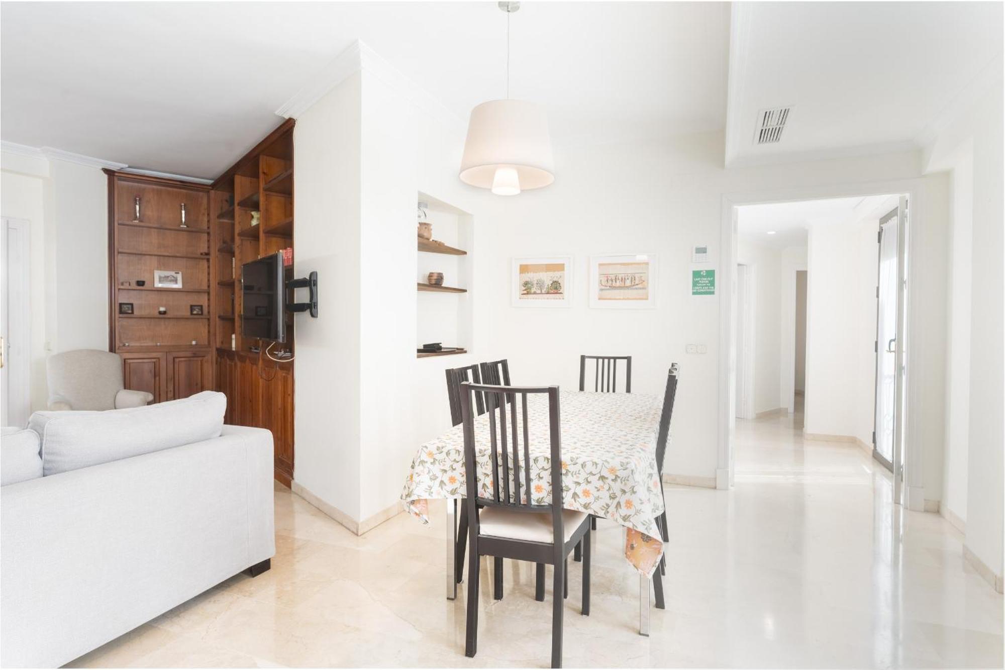 סביליה Wide With Terrace & Parking- 3Bd 2Bth- Alfalfa מראה חיצוני תמונה